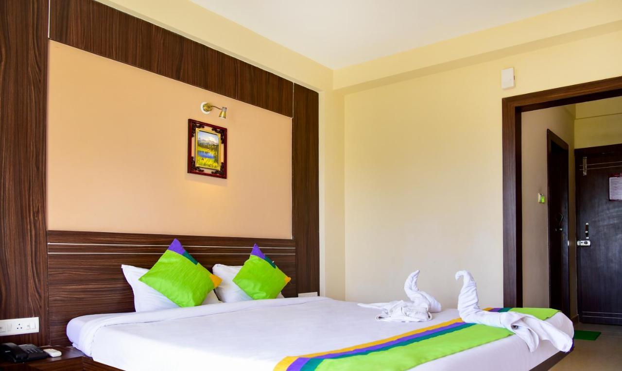 Hotel Treebo Trend Globe International Puri Exterior foto